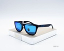 OAKLEY