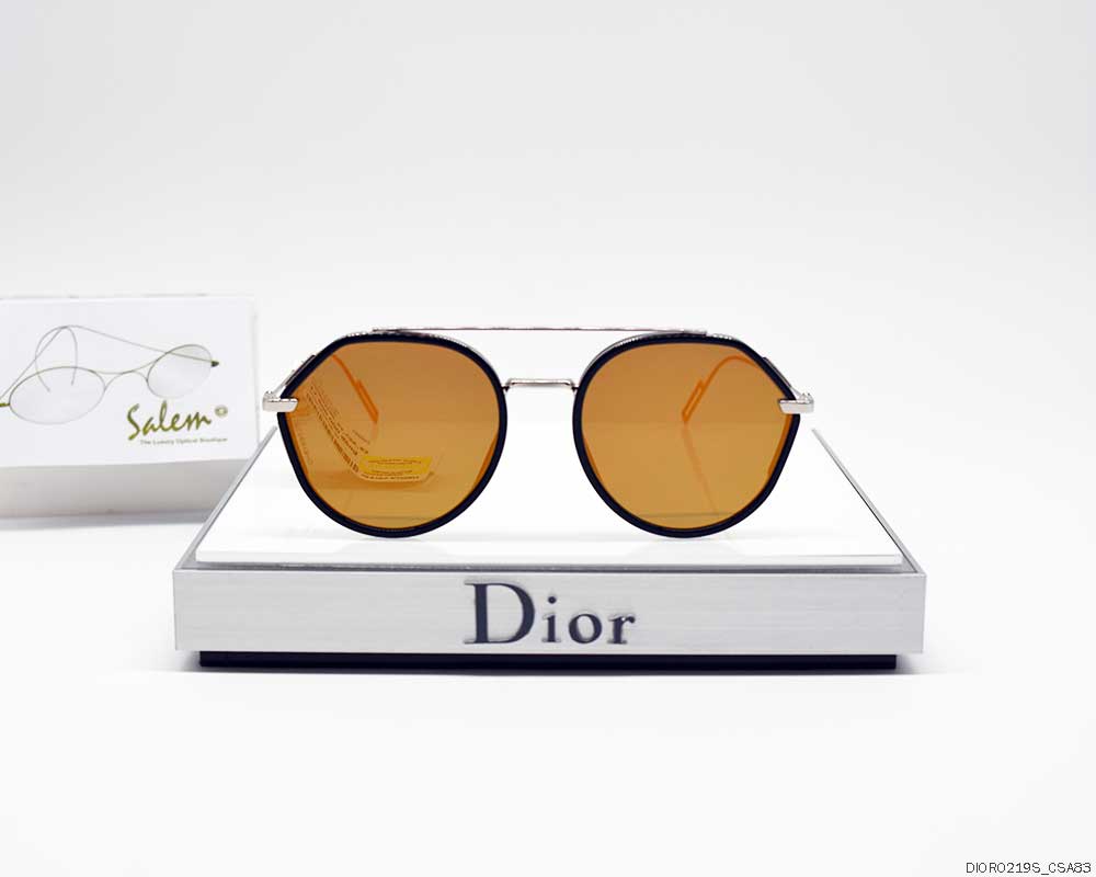 CHRISTIAN DIOR