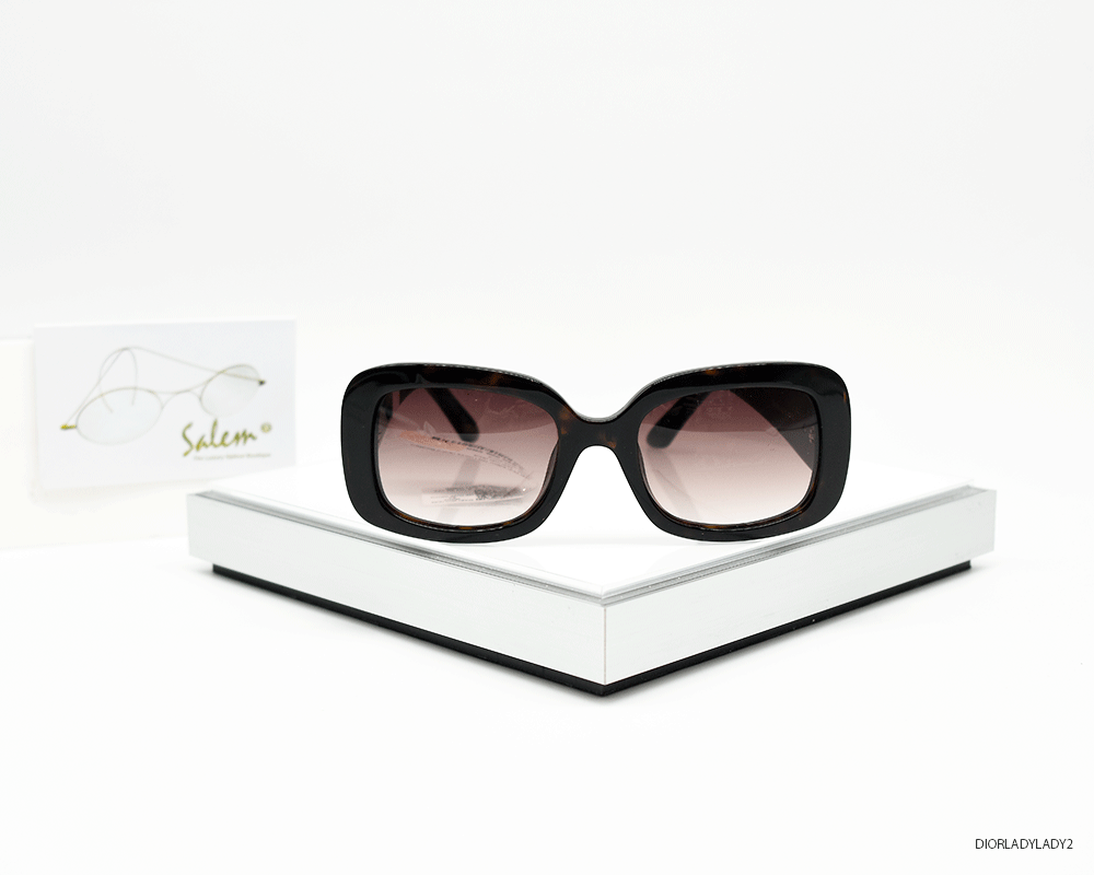 CHRISTIAN DIOR
