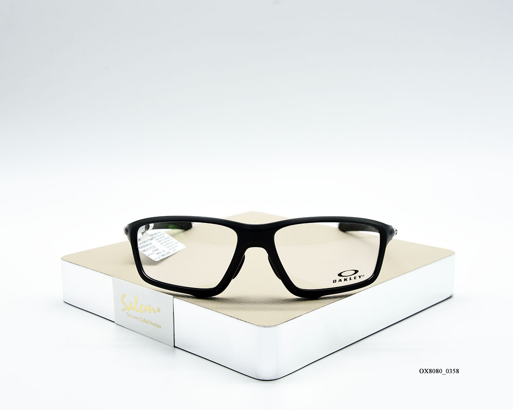 OAKLEY