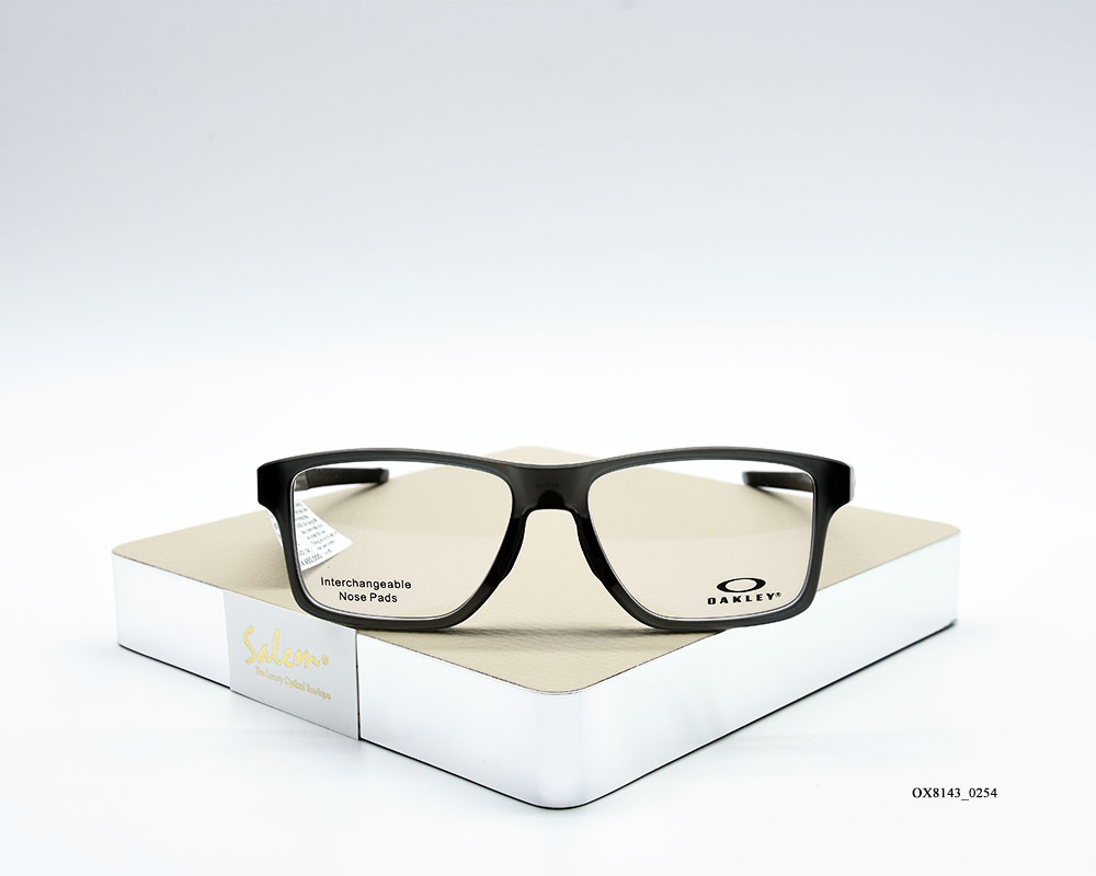 OAKLEY