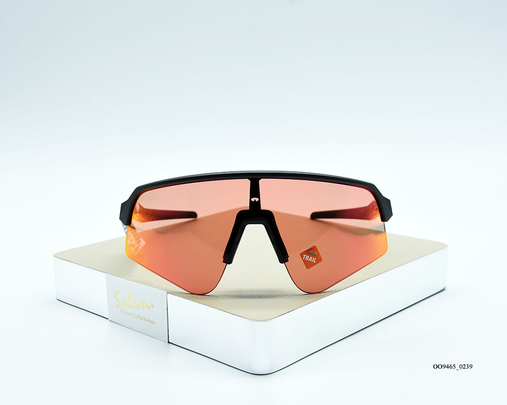 OAKLEY