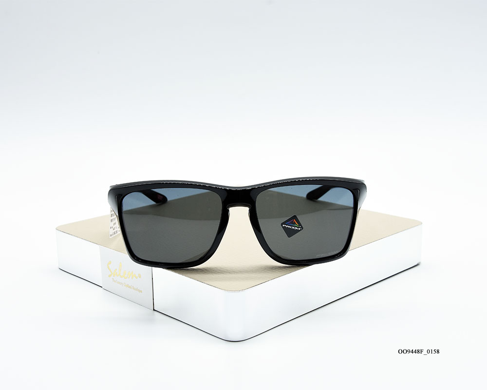 OAKLEY