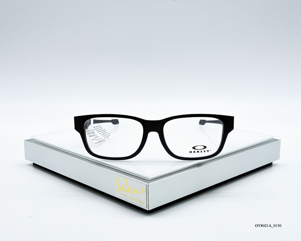 OAKLEY