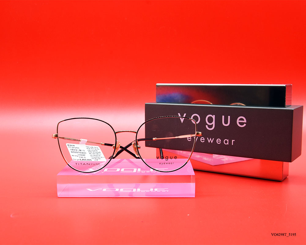 VOGUE