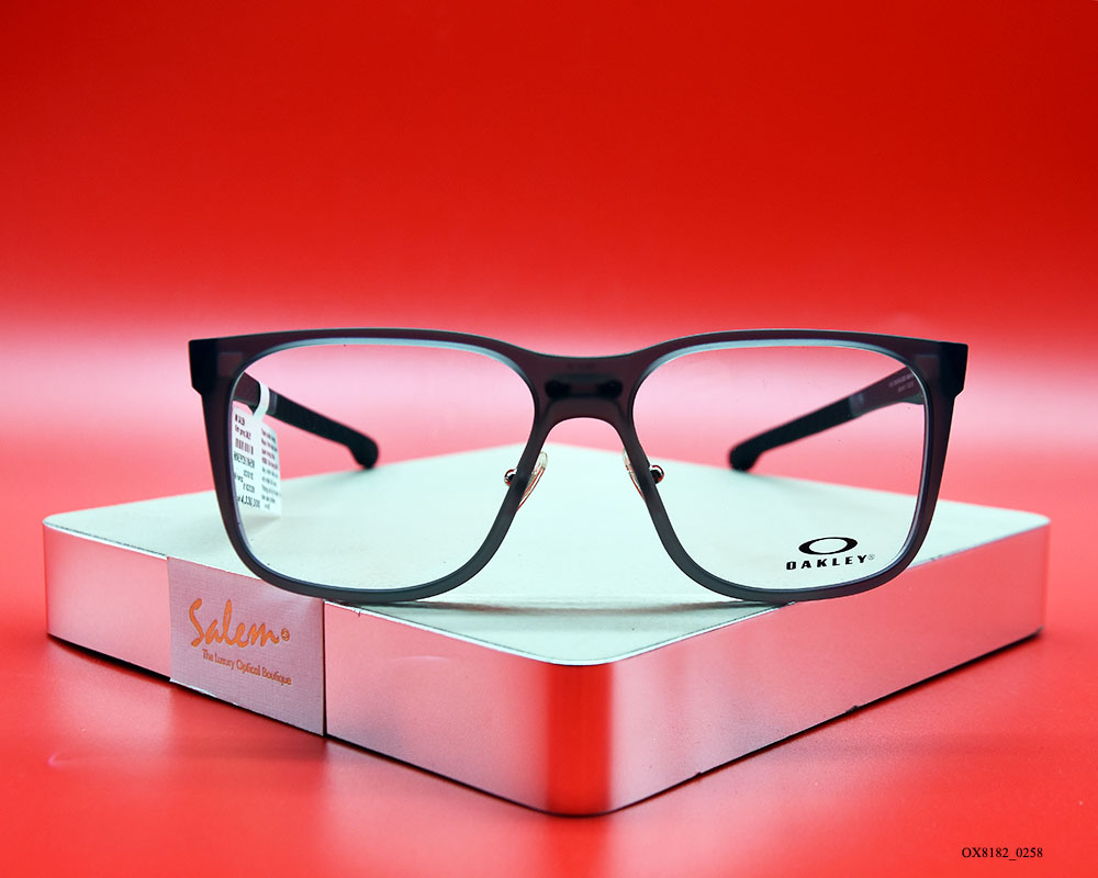 [OX8182_0258] OAKLEY